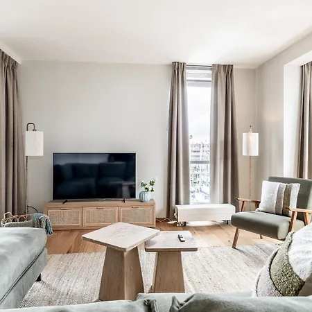 アパート Bizstay Harbour Ii Scheveningen デン・ハーグ