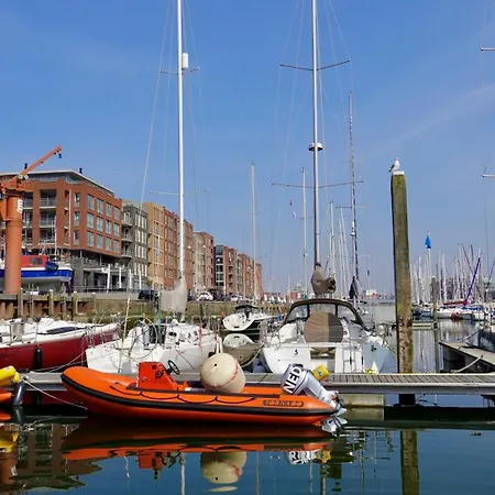 Bizstay Harbour Ii Scheveningen * Den Haag
